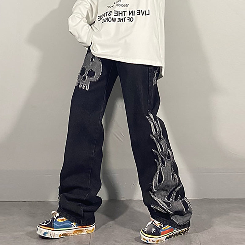 Skull Flame Streetwear Jeans – Loose Fit Graphic Denim (Unisex Alt Style)